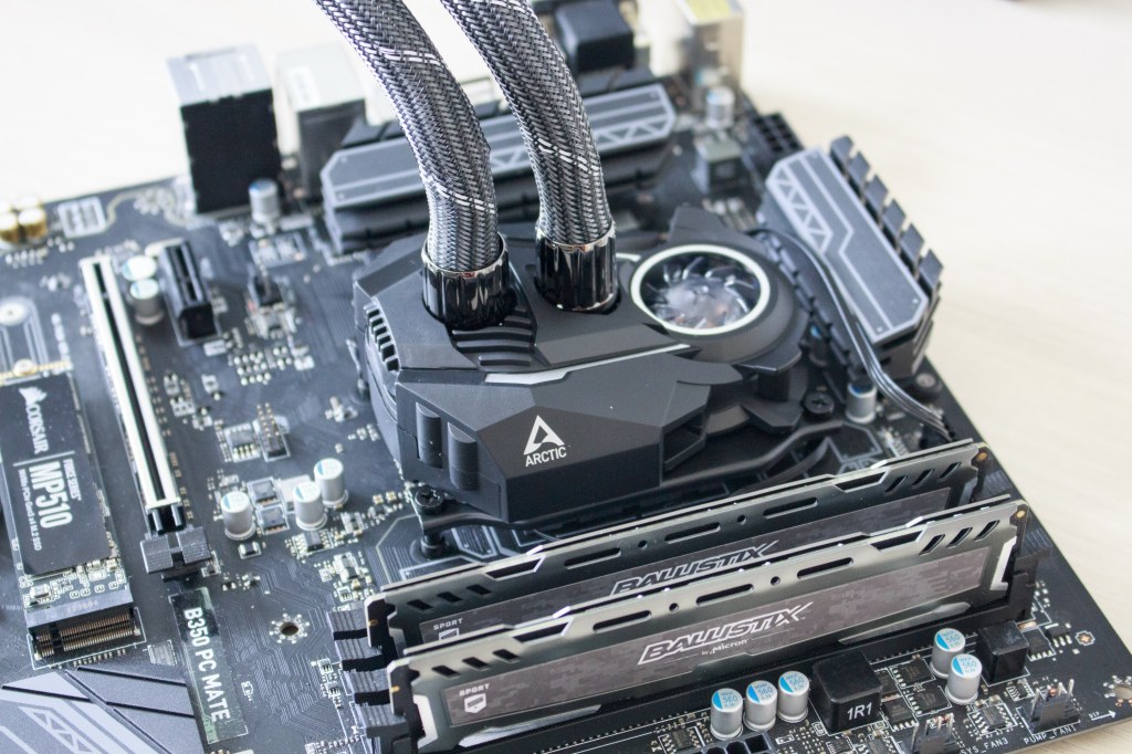 Picture of: Arctic Liquid Freezer II  – Powerful AiO water cooling focuses