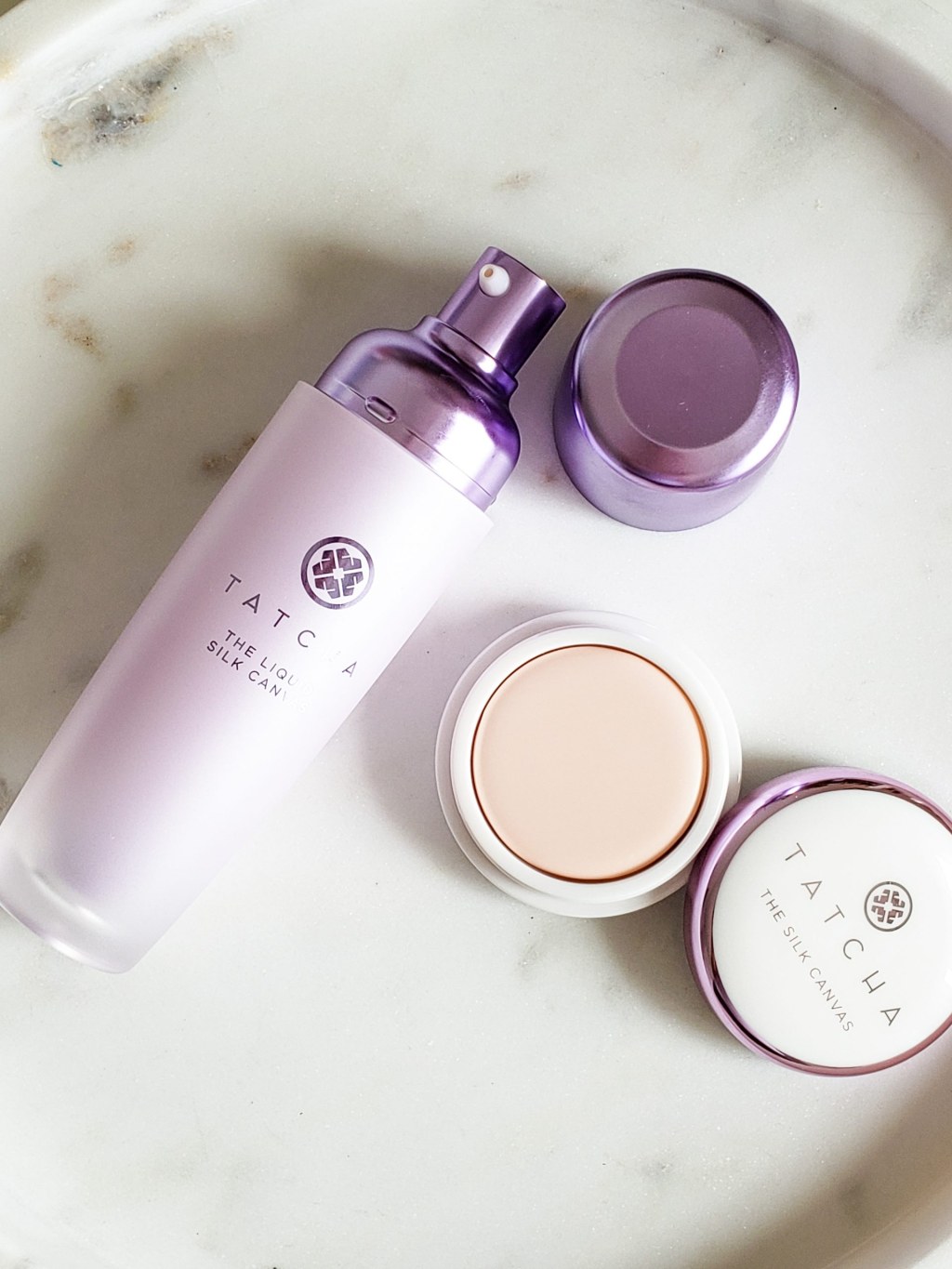 Picture of: Is Tatcha’s Silk Canvas Primer Water-Based? Exploring The Benefits